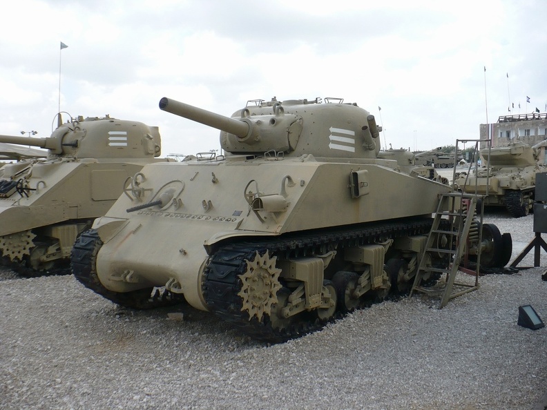 M4 A3 Sherman z haubicą 105mm