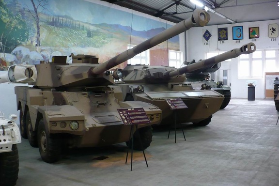 Panhard ERC-90, AMX-10 RC