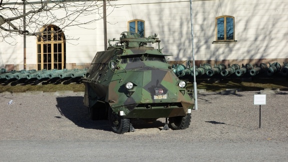 Terrängbil m/42 KP