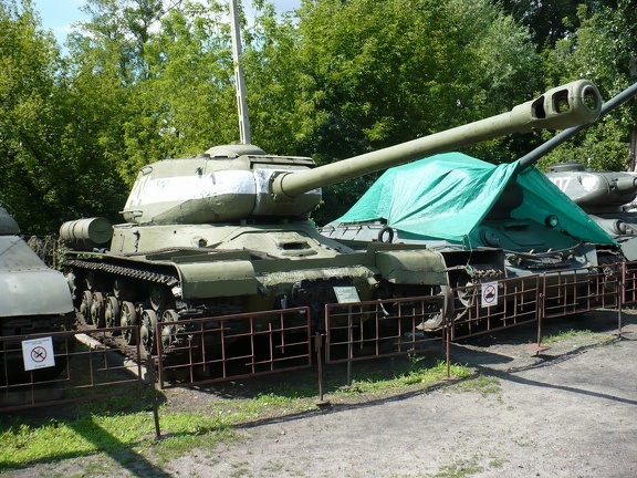 IS-2m