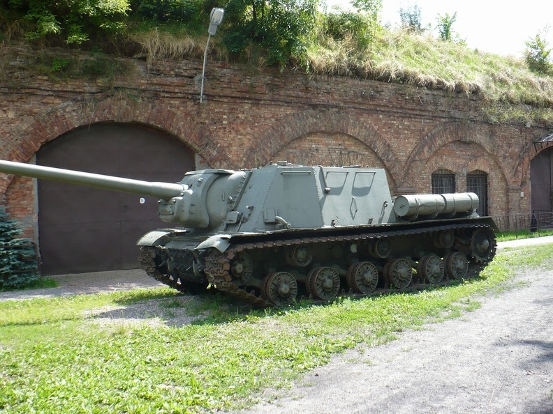 ISU-152