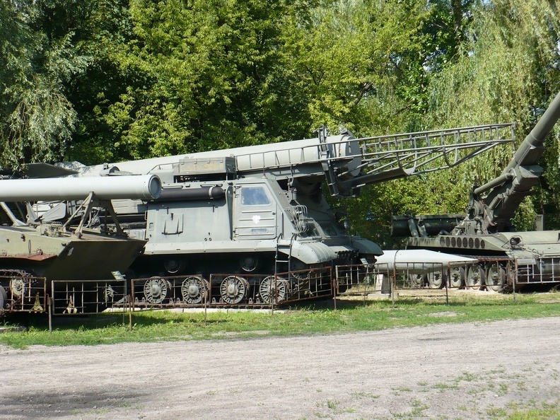 SCUD na podwoziu IS-2