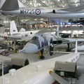 English Electric Canberra (u góry), Avro Vulcan