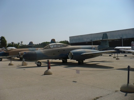Gloster Meteor NF 13