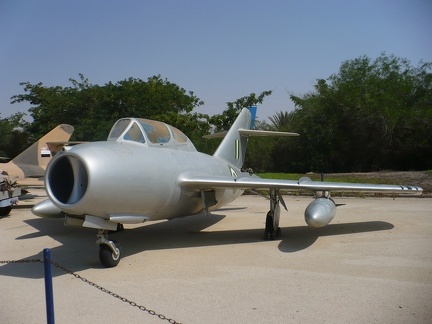 MiG-15 UTI