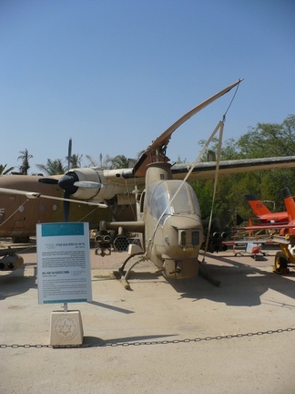 Bell AH-1G Tsefa