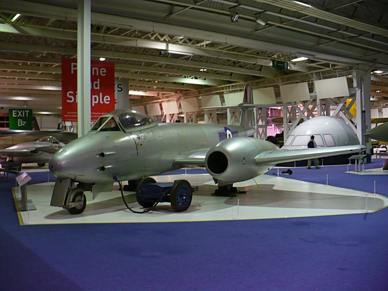 Gloster Meteor F8