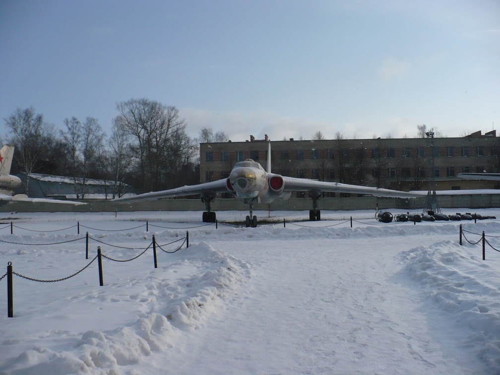 Tupolew Tu-16