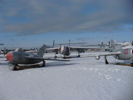 MiG-17, Miasiczew M-17, MiG-15UTI