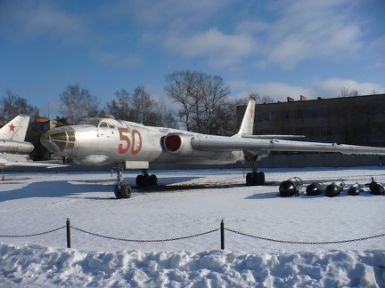 Tupolew Tu-16