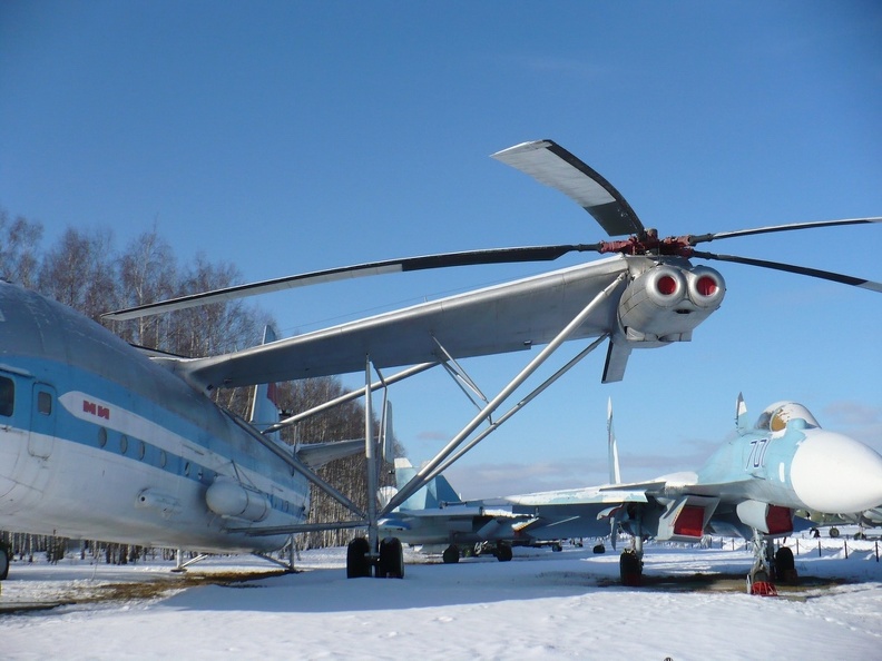 Mil W-12, Suchoj Su-35 (T-10M-1)